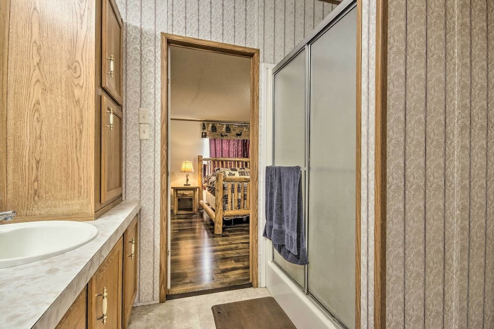 Shenandoah River Getaway < 9 Mi to Downtown Luray!