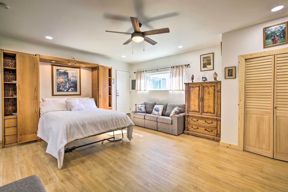 Sunny Bonita Studio ~ 5 Mi to Historic Dtwn!