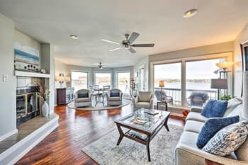 Waterfront Hot Springs Condo w/ Pool Access!