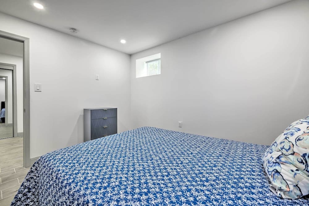 Woodsy Hideaway w/ Fire Pit & Pool Access!