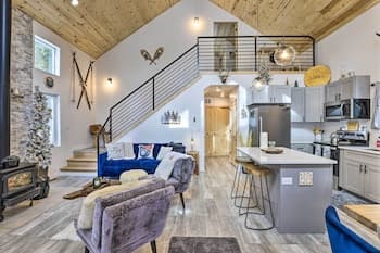 Modern Mtn Cabin < 2 Mi to St Mary's Glacier