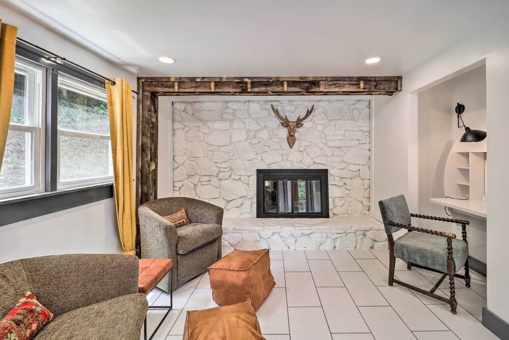 Pet-friendly Home w/ Deck + Grill Near Asheville!