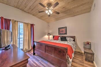 Airy Alto Escape: 1 Mi to Ruidoso Winter Park