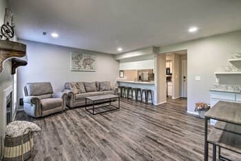 Resort Condo Close to Lake & Theatre District