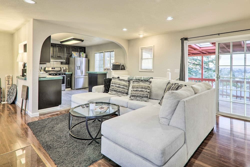 Castro Valley Home w/ Bay Area Views!