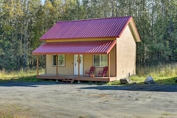 Soldotna Vacation Rental ~ 8 Mi to Kenai River!