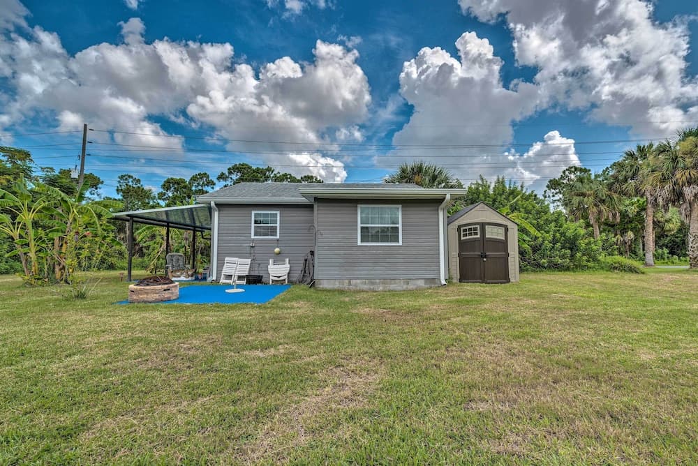 2 Mi to Beach: Canal-front Home in Hudson!