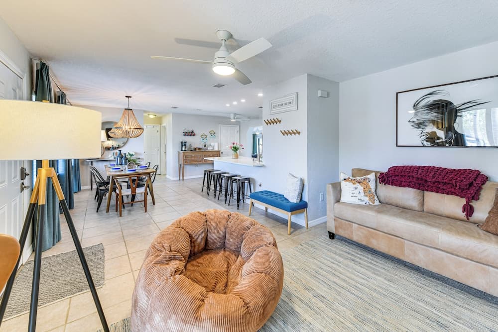 Canal-front Vacation Rental w/ Gulf Access!