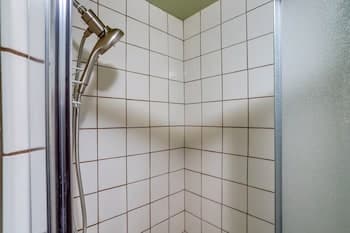 Fairbanks Cottage on 1.5 Acres ~ 8 Mi to Dtwn