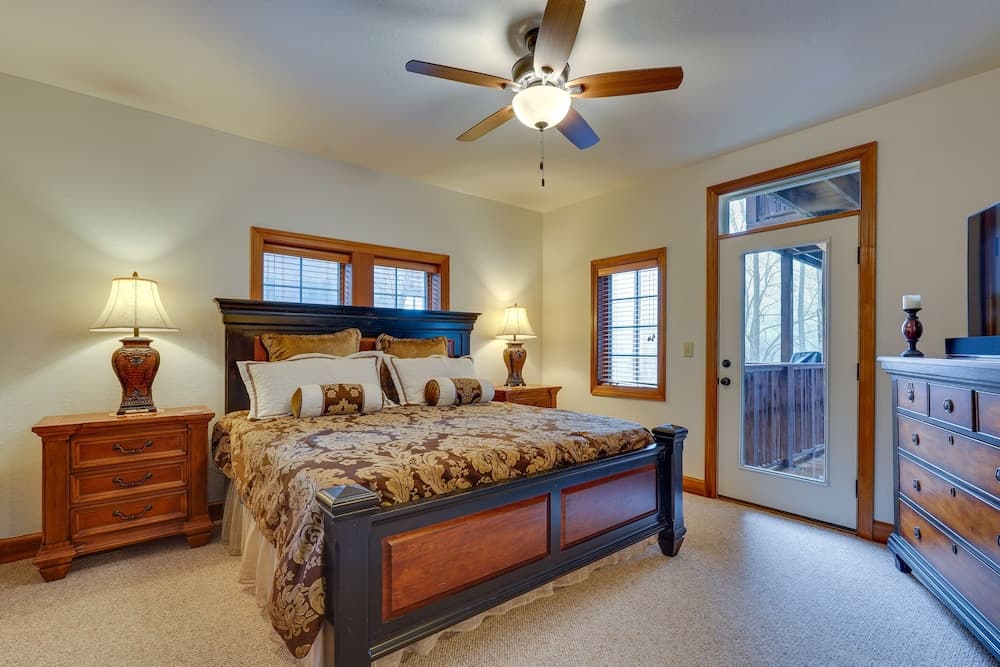 Cozy Blue Ridge Mountains Vacation Rental!