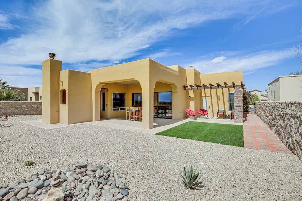 Unique Las Cruces Home w/ Patio + Gas Grill!