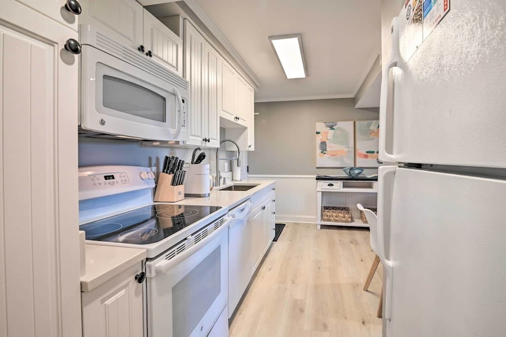 Summerhouse Villas Condo With Resort Amenities!