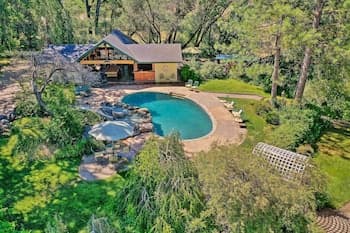 Sonora Home on 10 Resort Acres W/shared Pool!