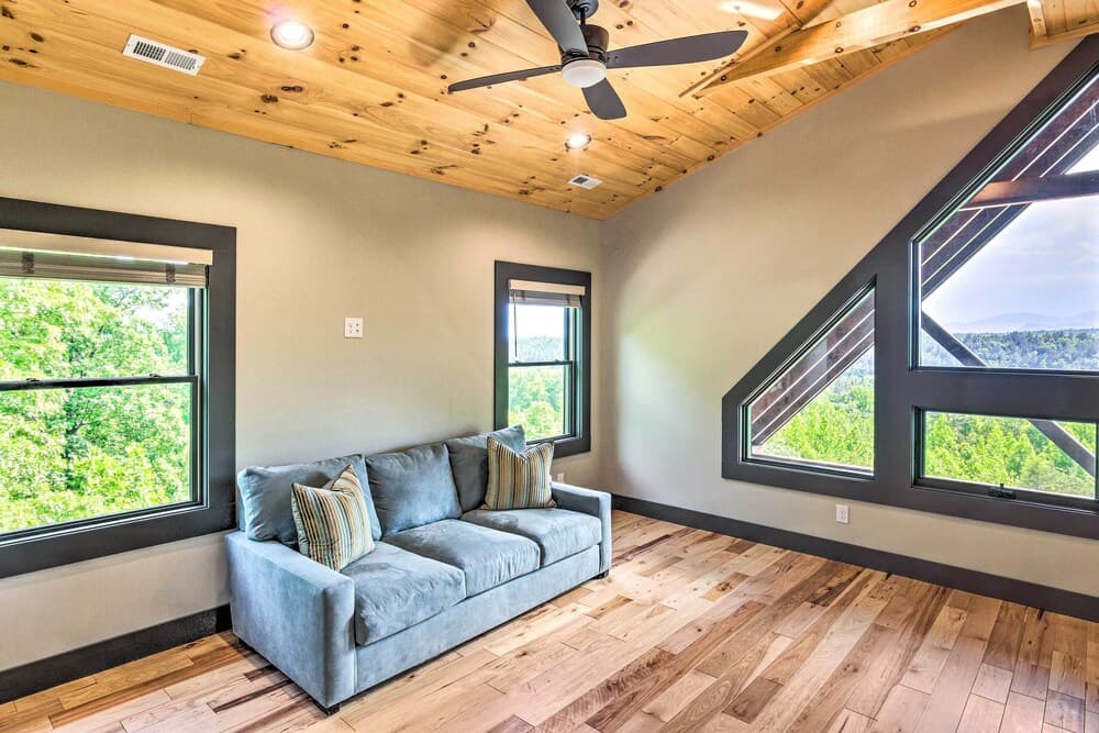 Luxe Retreat w/ Mtn View < 5 Mi to Lake James