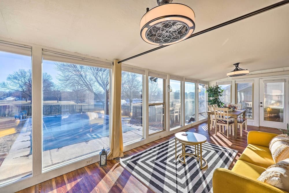 Bella Vista Retreat With Pool, On Golf Course!