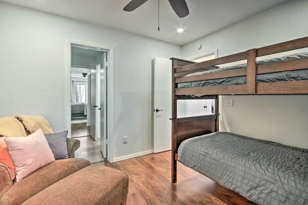 Bella Vista Townhome w/ Golf Course On-site!