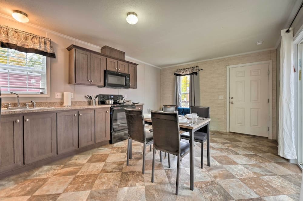 Pet-friendly Cassopolis Escape w/ Lake Access