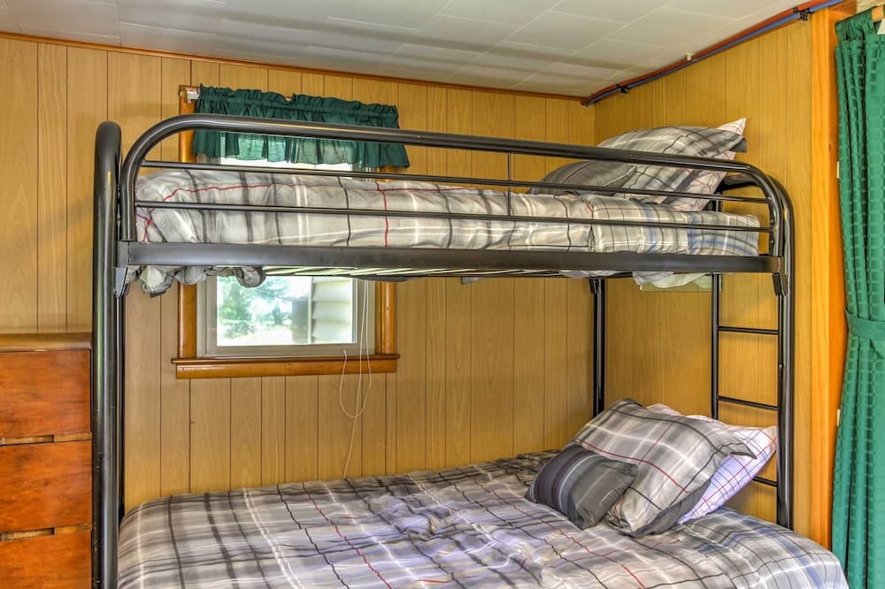 Lakefront Studio Cabin w/ Dock & Fire Pit!