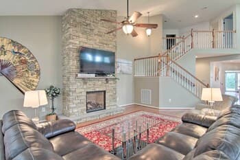 Renovated Ocean View Retreat ~ 4 Mi to Beach!