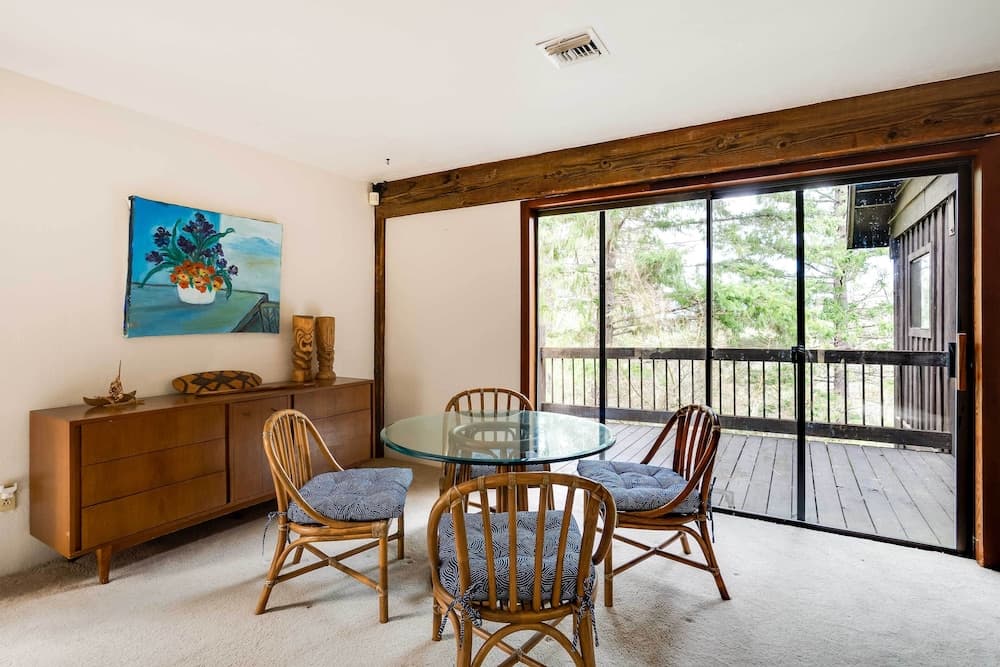 Peaceful Applegate River Valley Sanctuary!