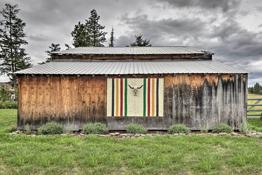 Montana Cottage: Easy Drive to Glacier Natl Park!