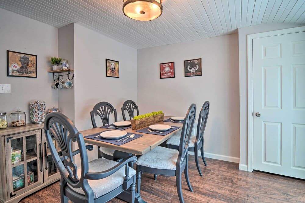 Bellaire Home w/ Yard ~ 4 Miles to Torch Lake