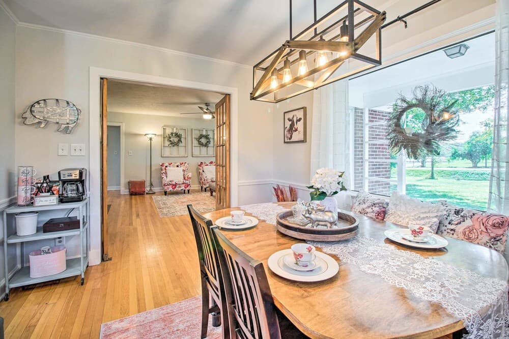 Stanardsville Home: 19 Mi to Massanutten Ski!