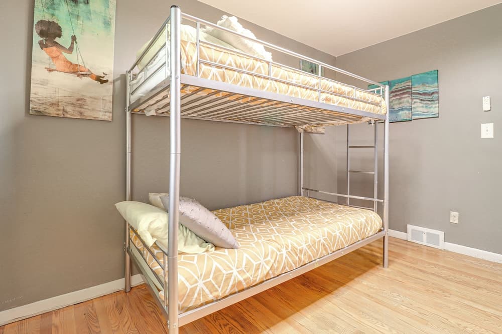 Detroit Home w/ Pool & Yard, 15 Mi to Downtown!