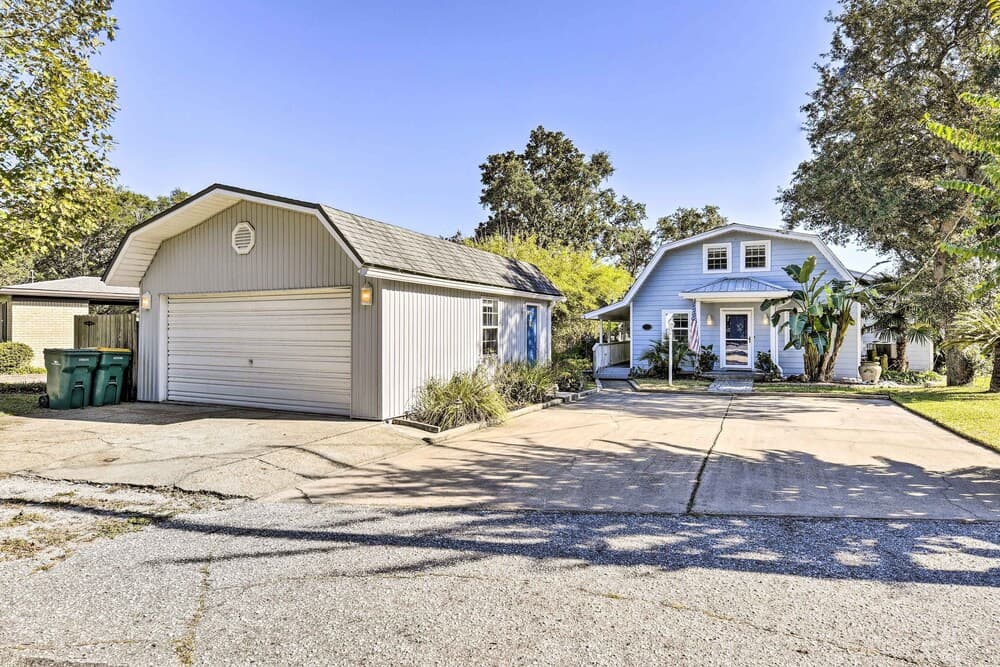 Waterfront Retreat w/ Dock < 3 Mi to Beach!