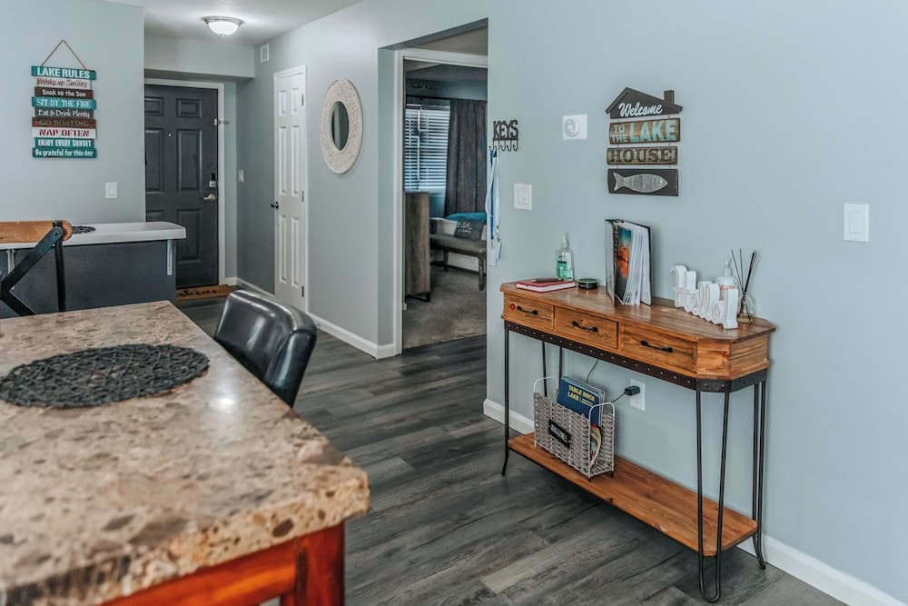 Updated Branson Condo w/ Indoor Pool Access!