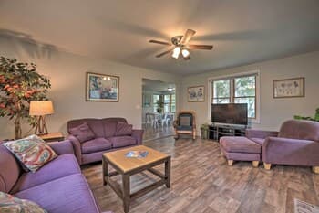 Manistee House < 1 Mile From Lake Michigan!