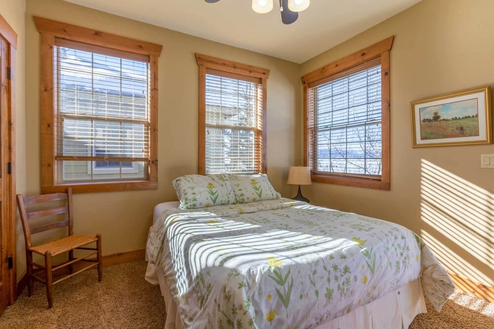 Mtn-view Driggs Condo - 36 Mi to Jackson Hole Ski!