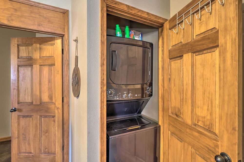 Heber Springs Cabin ~ 1 Mi to Sugarloaf Mtn!