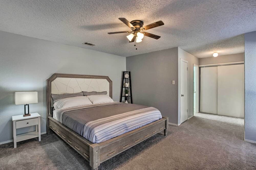 Cozy Garland Home 20 Mi to Downtown Dallas