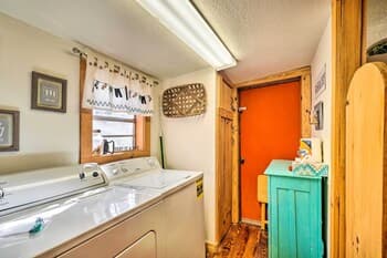 Rustic Robbinsville Cabin w/ Fire Pit!