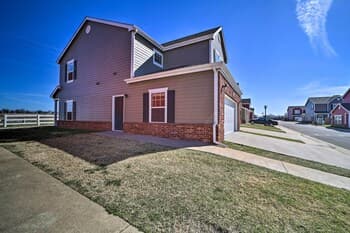 Charming Afton Townhouse, Walk to Grand Lake!