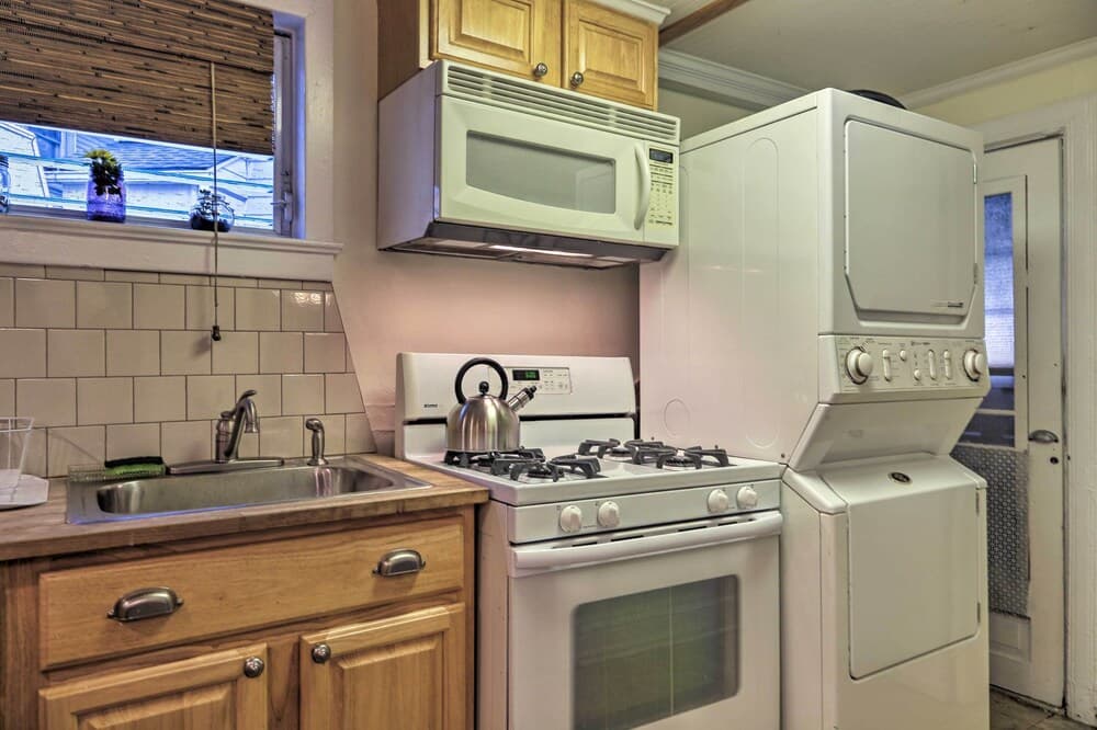 Historic Ocean Grove Home - Walk to Beach!