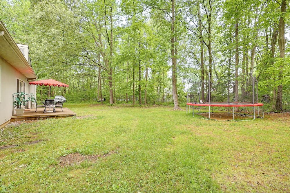 Private Yard: Pet-friendly Home in Dover