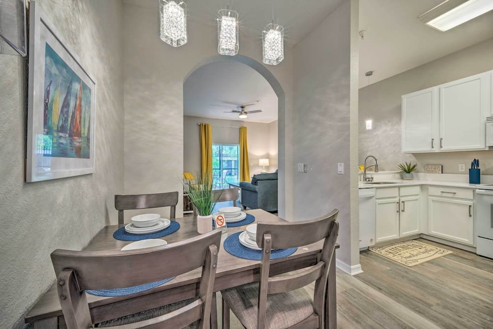 Resort Condo w/ Patio + Pool Access in Davenport!