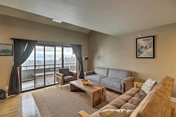 Whitefish Mtn Ski-in/out Condo: Steps to Slopes!