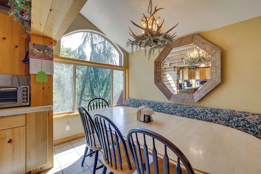 Horse Tours + Wildlife: Boise Ranch Home w/ Pool!