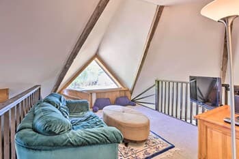 Lakefront 'manitou Cottage' Near Dwtn Suttons Bay!