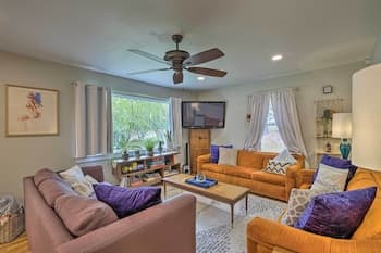 Renovated Eureka Springs Home - 1 Mi to Downtown!