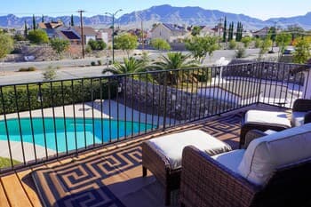 El Paso Retreat w/ Pool: 11 Mi to Downtown!