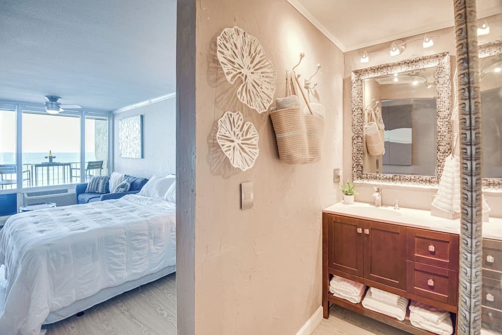 Daytona Beach Retreat: Beach Access!