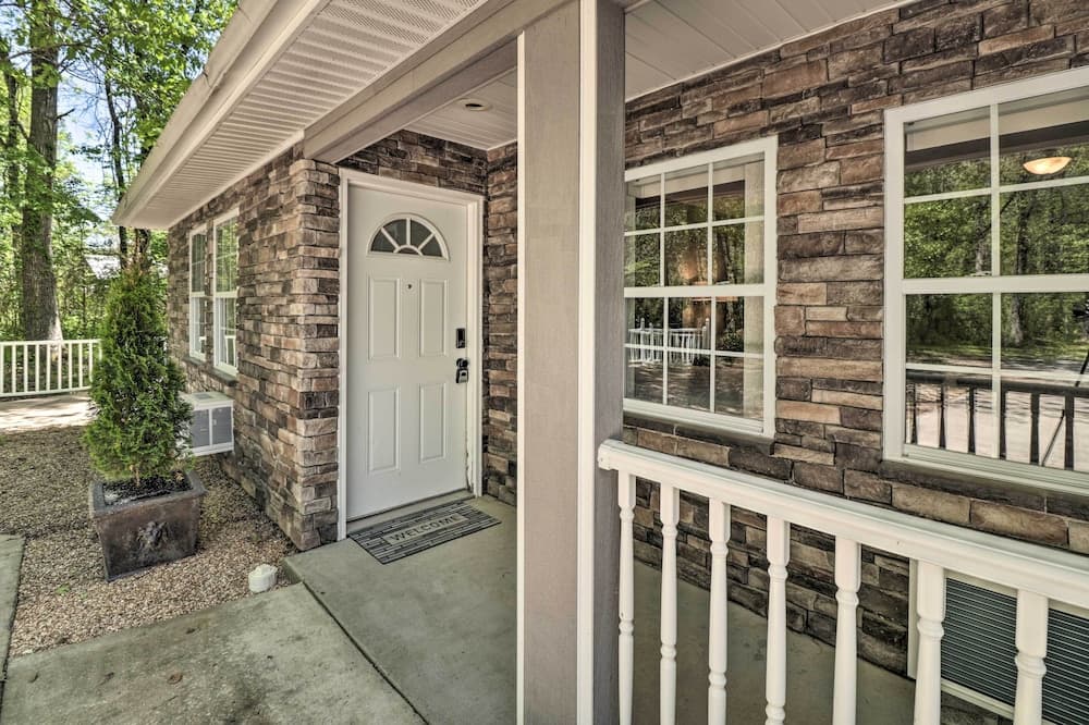 Trout Fishing Retreat on White River w/ Patio