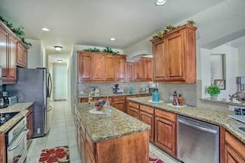 Spacious Murphy Retreat w/ Pool & Hot Tub!