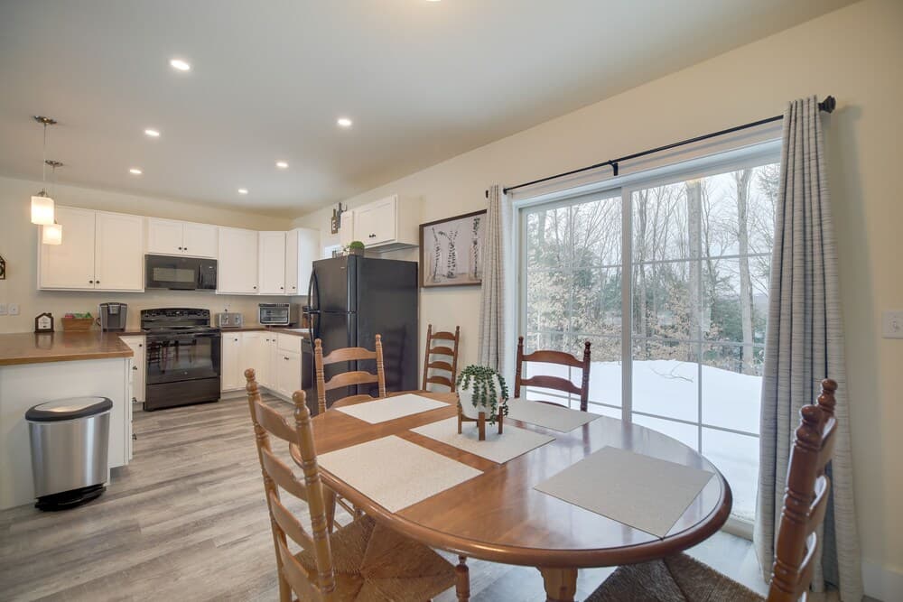 Cozy Vermont Escape - Near Golfing & Skiing!