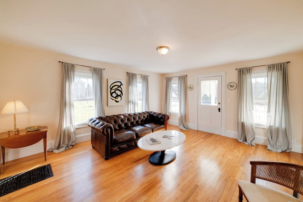 < 4 Mi to Cooperstown: Charming Historic Home!