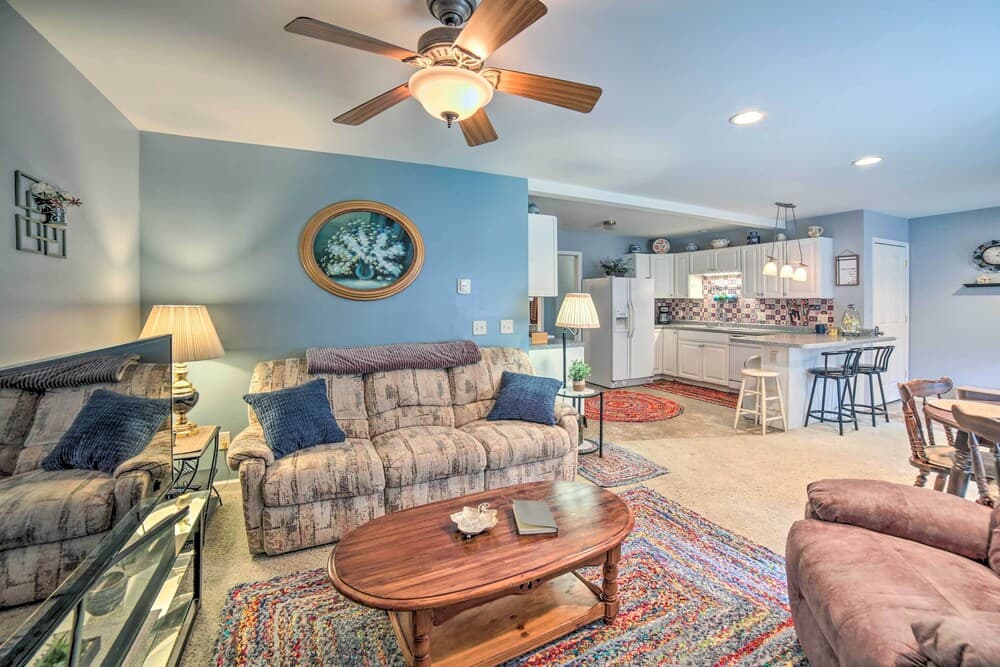 Peaceful Ishpeming Retreat: Walk to Deer Lake